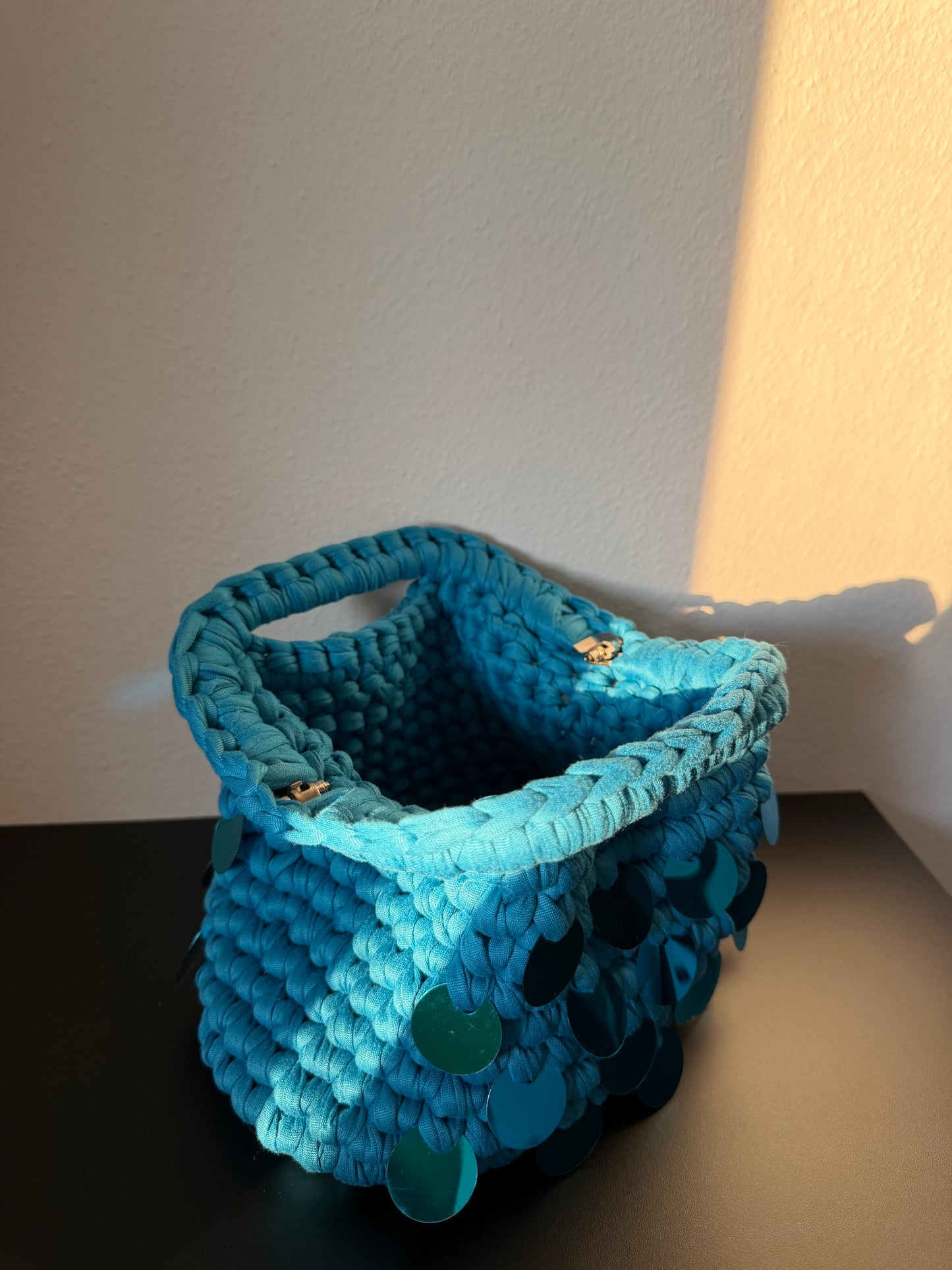 BON BON CLUTCH - KNØTS